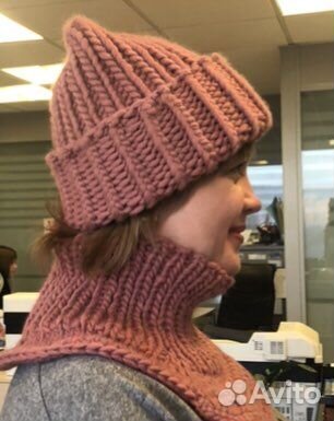 Шапка крупной вязкой