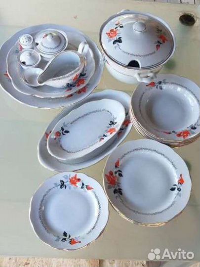 Столовый сервиз на 6 персон, 34 предмета