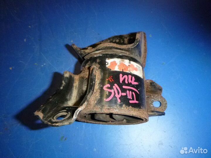 Опора кпп левая KIA sportage 2010