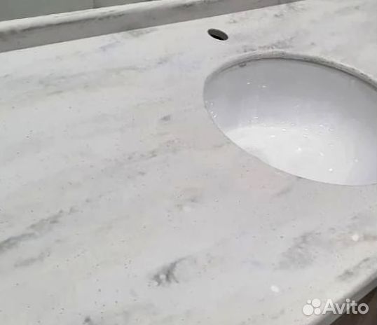 Столешница для ванной и кухни из искуственного кам