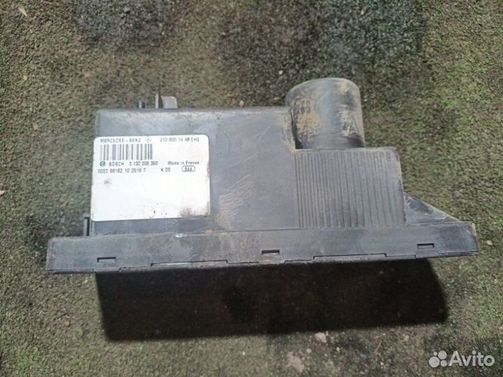 Компрессор центрального замка Mercedes-Benz