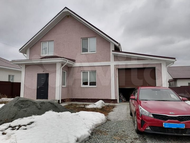 Коттедж 196 м² на участке 4,8 сот.