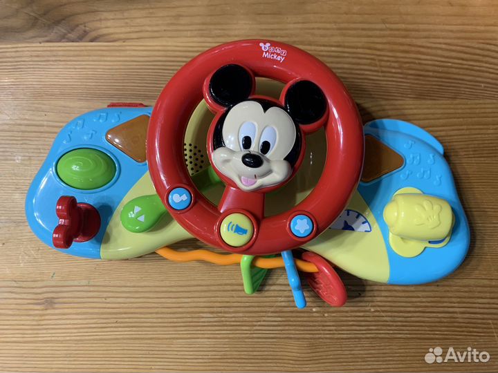 Развивающая панель Disney Водитель Микки