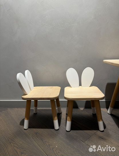 Детский стол и стульчики