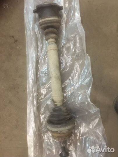 Продам левую полуось состояние хорошие