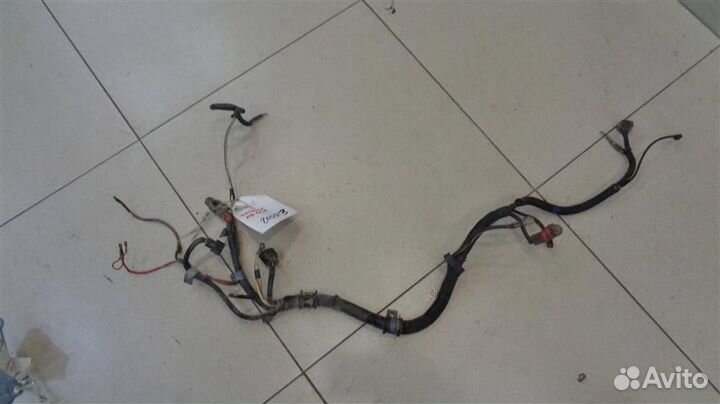 Клемма аккумулятора плюс Mitsubishi Galant EA 199