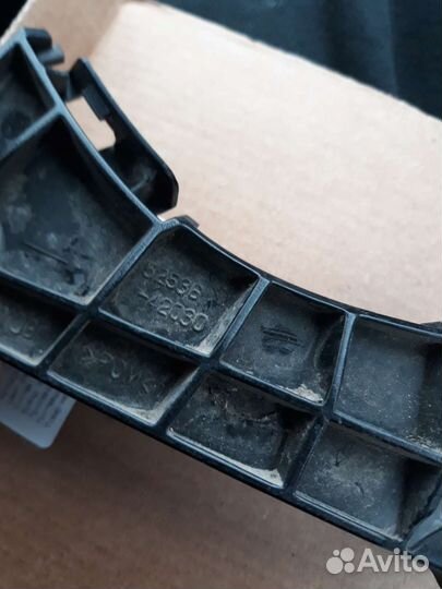 Рав4 крепление переднего бампера Левое RAV 4 09-13