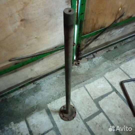 Полуось газель