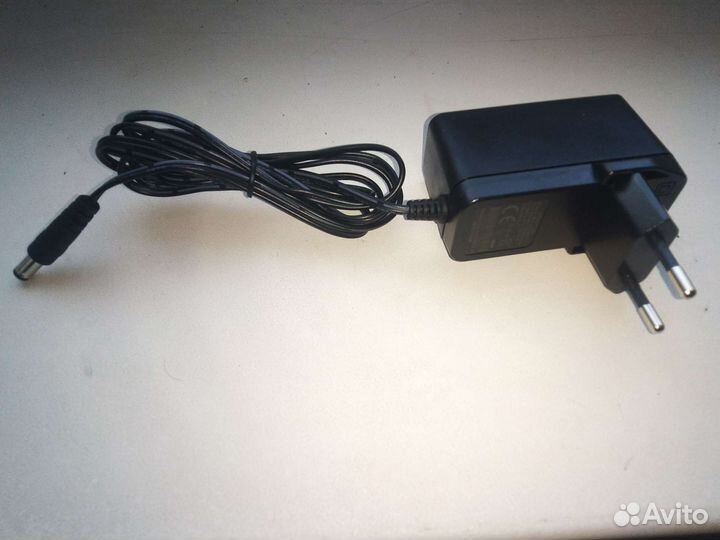 Блок питания 12v-1,5А