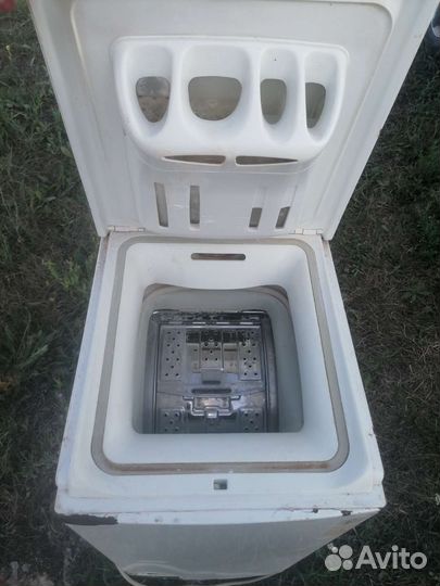 Стиральная машина с вертикальной загрузкой