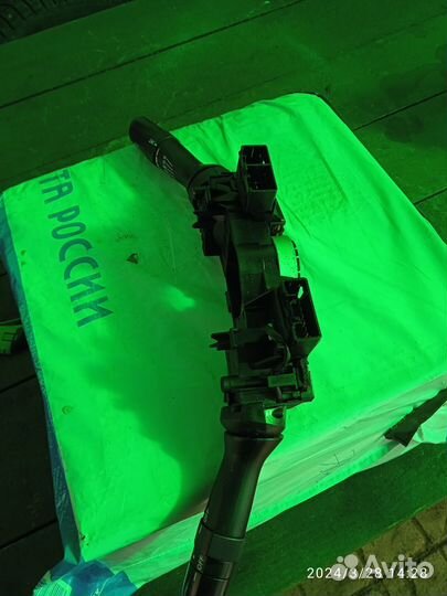 Подрулевой переключатель, Тойота 150