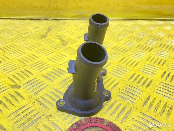 Корпус термостата Ford Focus 2 1.6 hwdb 2006