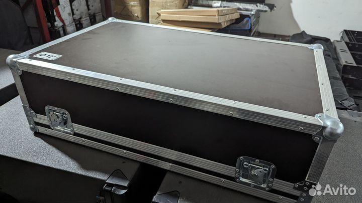 Продам жёсткий кейс для Yamaha ls9-32
