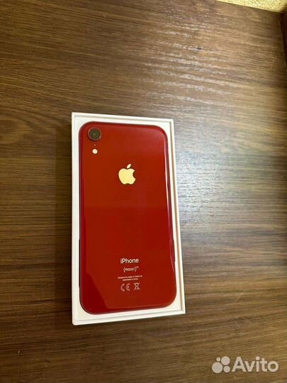 Телефон iPhone XR