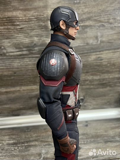 Hot toys MMS 536 Капитан Америка