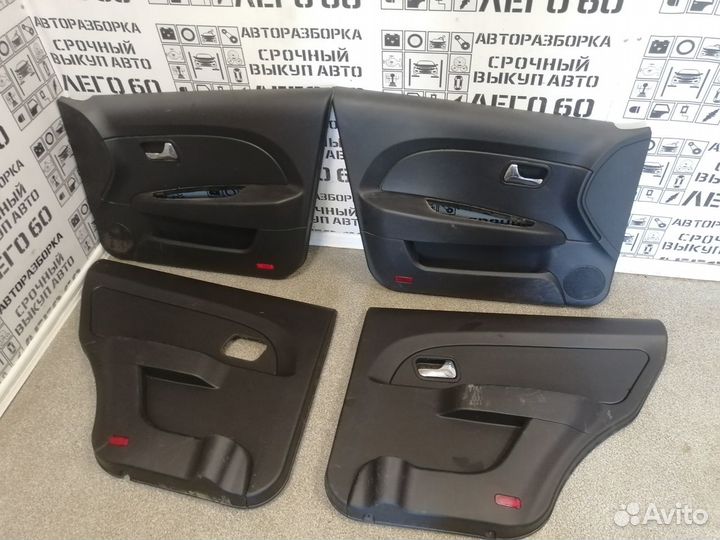 Обшивка двери для Chery Bonus A13