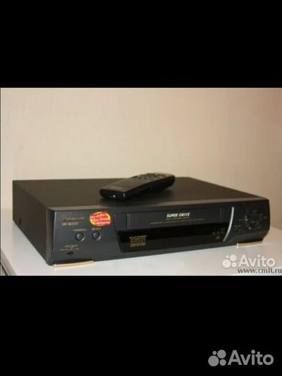 Видеомагнитофон Panasonic