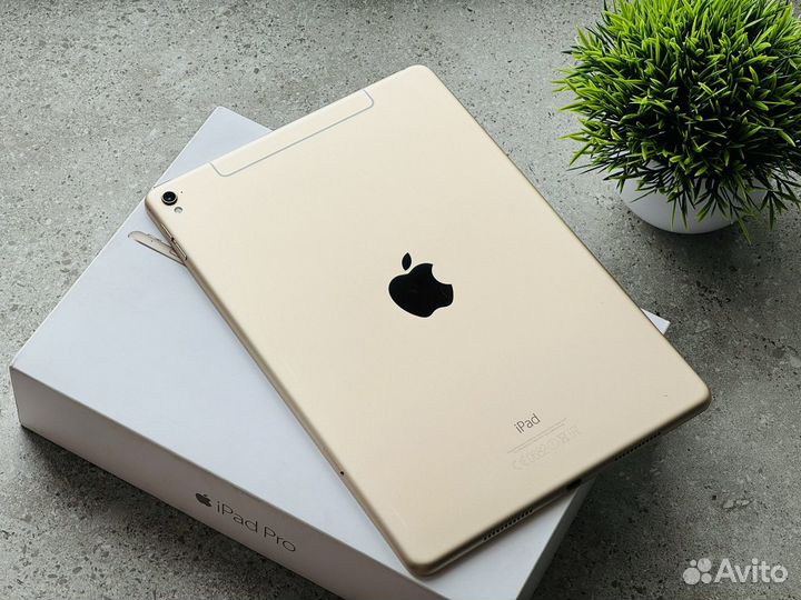 Apple iPad Pro 9.7 32Gb с симкой