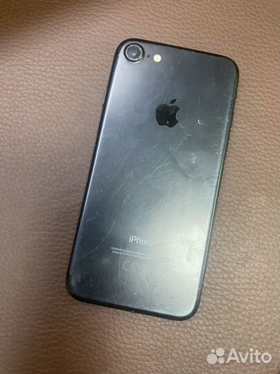 iPhone 7, 32 ГБ