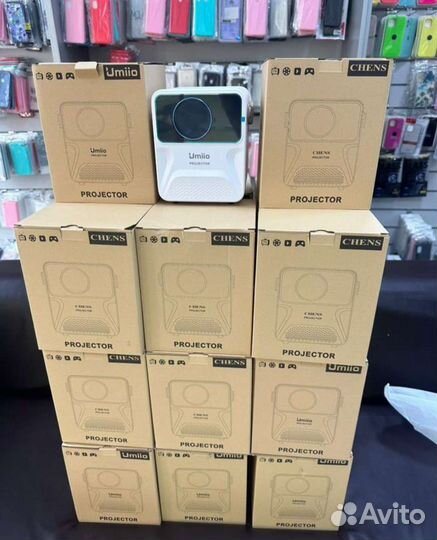 Umiio проектор