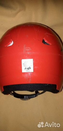 Горнолыжный шлем