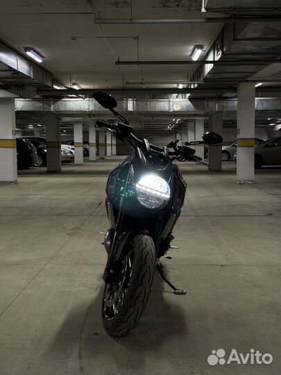 Ducati Diavel Carbon