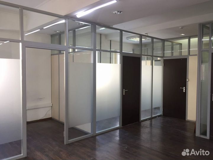 Дверь двустворчатая алюминиевая