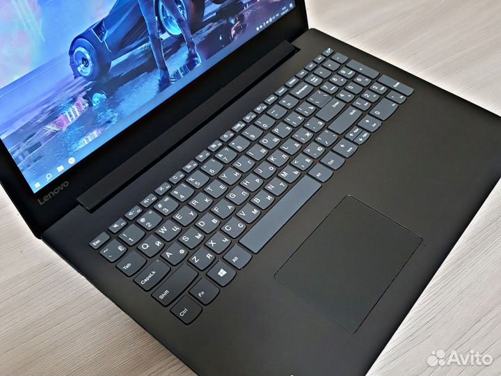 Современный мощный ноутбук Lenovo Ryzen
