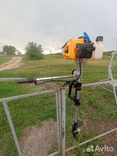 Моторная лодка