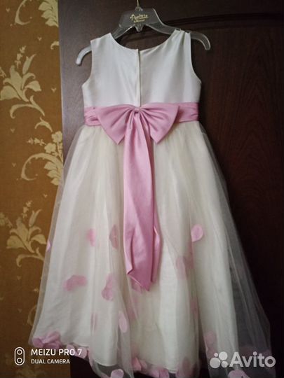 Платье Perlitta