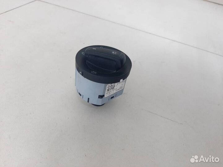 Переключатель света фар Skoda Rapid 2012-2020