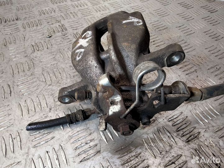 Суппорт задний правый Peugeot Expert 2