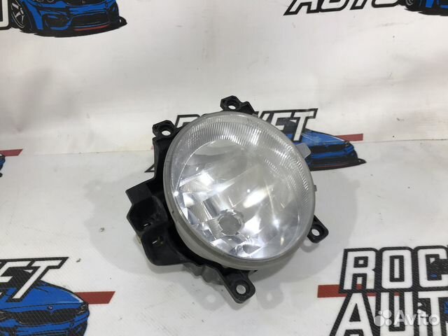 Фара противотуманная левая Toyota Land Cruiser 200