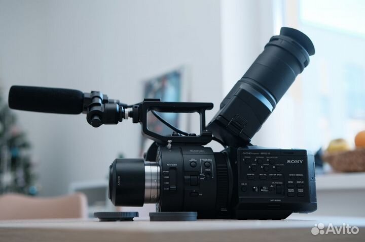 Sony fs700R + Sony 50mm f1.8