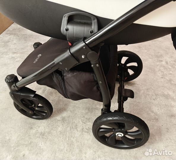 Лёгкая Tutis Nanni (3в1)