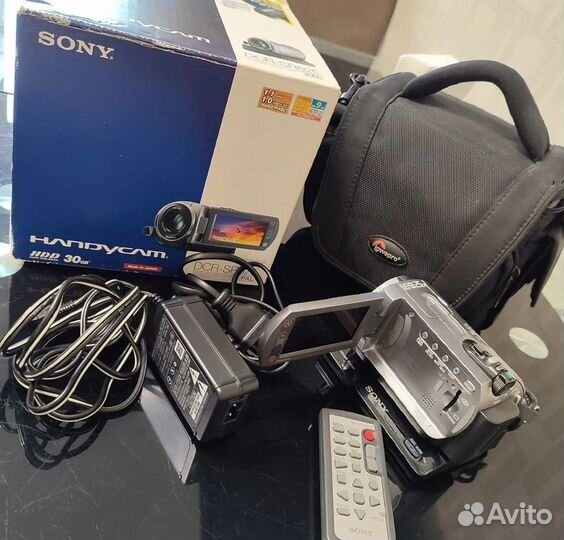 Камера Sony DCR-SR62E