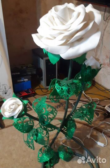 Светильник роза из изолона