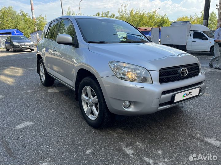 Toyota RAV4 2.0 AT, 2008, 165 458 км