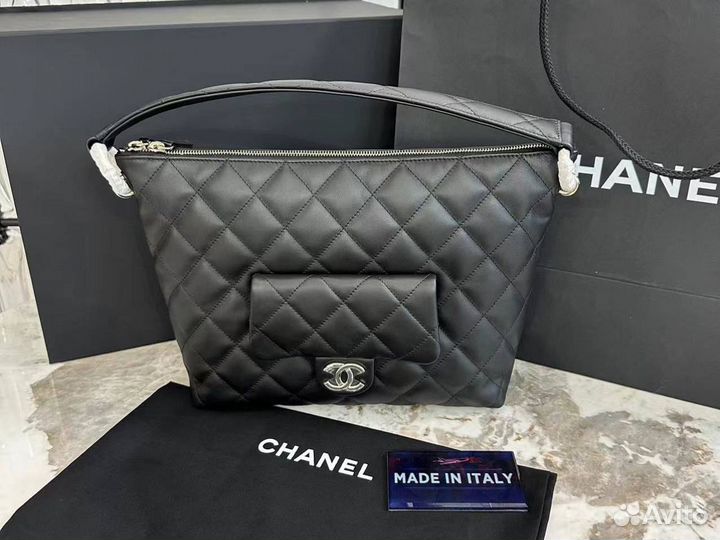 Сумка женская Chanel hobo BAG Calfskin & Gold-Tone
