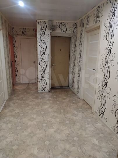 4-к. квартира, 81,3 м², 1/5 эт.