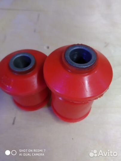 Сайленблоки переднего нижнего рычага tahoe escalad