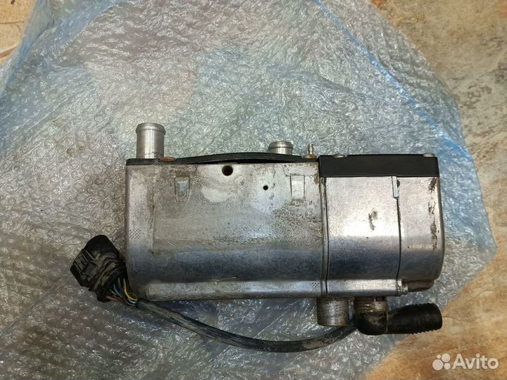 Продам подогреватель hydronic D5Wz