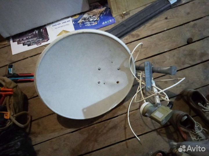 Антенна спутниковая
