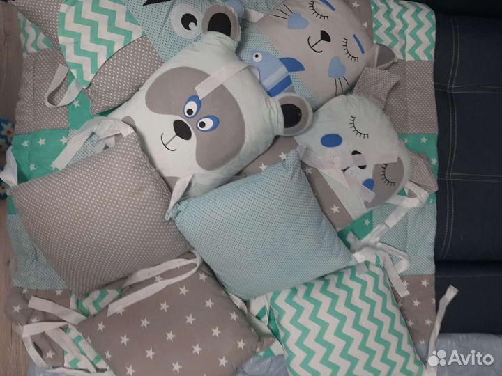 Бортики в кроватку