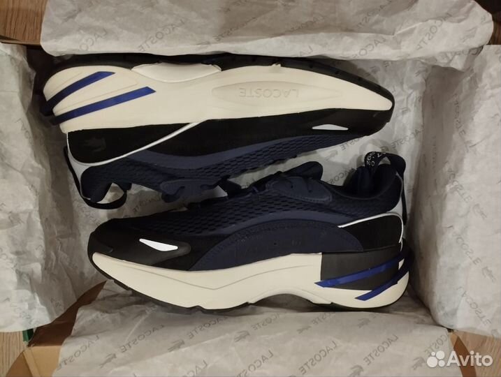 Новые бомбические кроссовки 