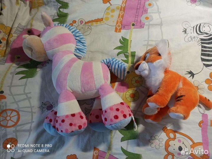 Конструкторы и мягкие игрушки новые