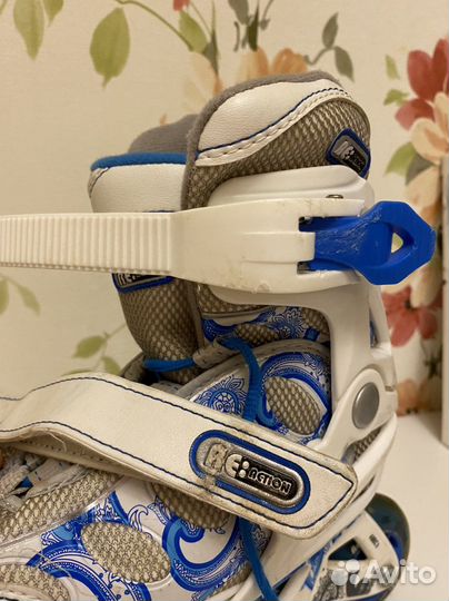 Продаю ролики+защита(3 пары) +шлем