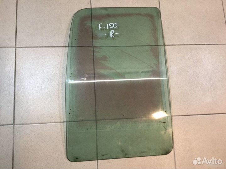 Стекло двери задней правой Ford America F150
