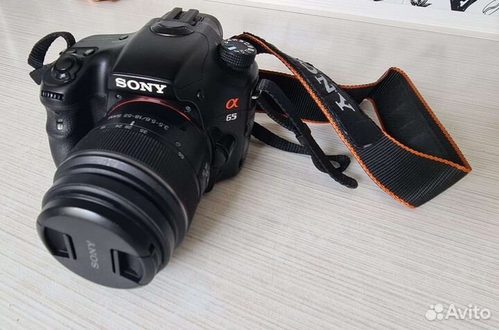 Зеркальный фотоаппарат Sony SLT-A65