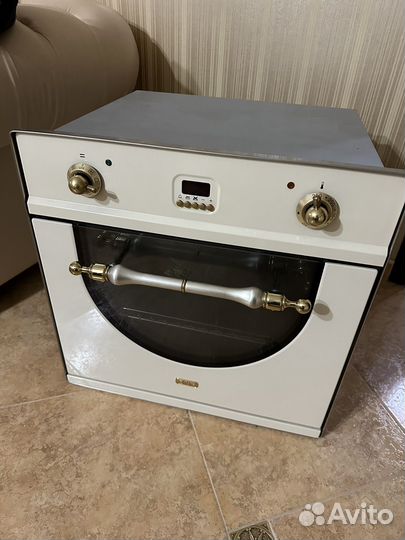 Духовой шкаф